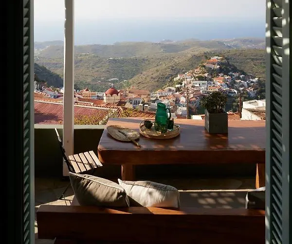 Cycladic Eroza * Ioulis