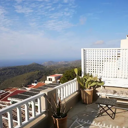 Casa de Férias Cycladic Eroza Ioulis